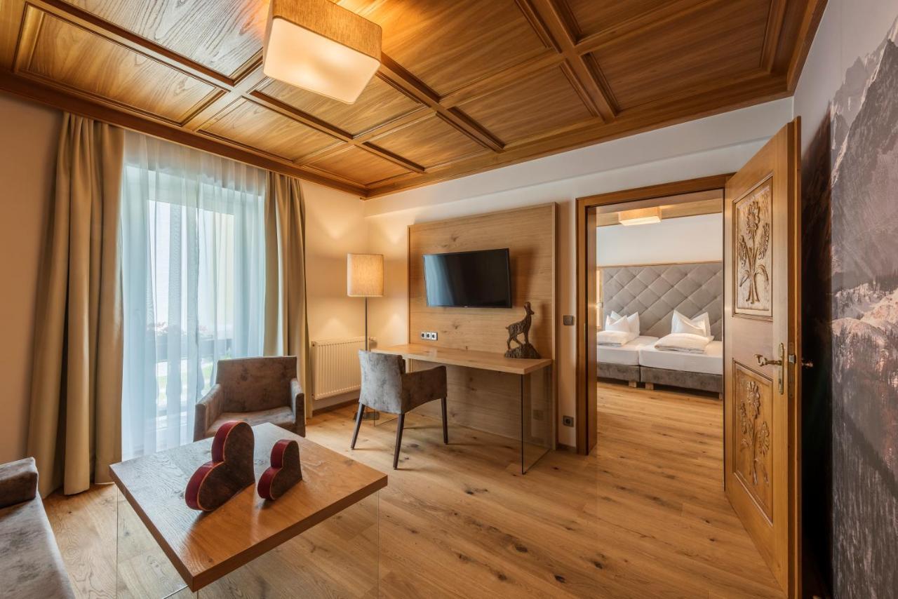 Hotel Unterwirt Reit im Winkl Exteriör bild
